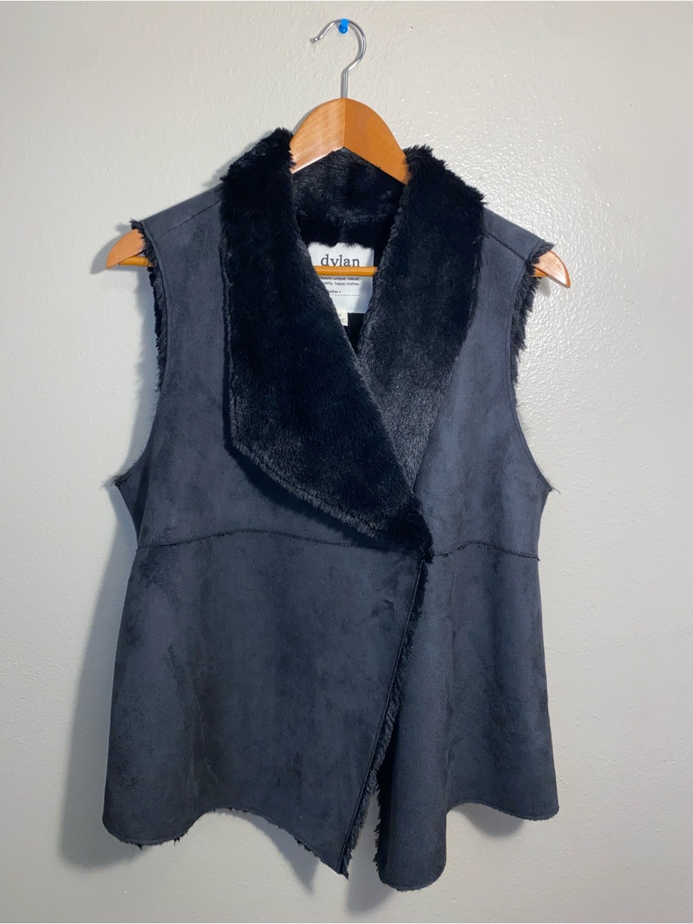 Dylan Los Angeles Black Faux Suede Fur Trimmed Drape Front Vest M